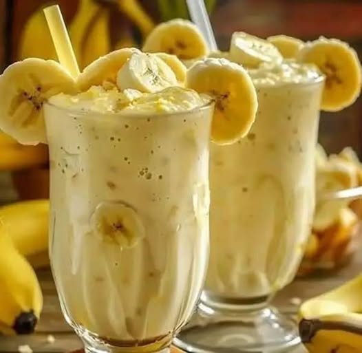 Creamy Banana Milkshake Recipe